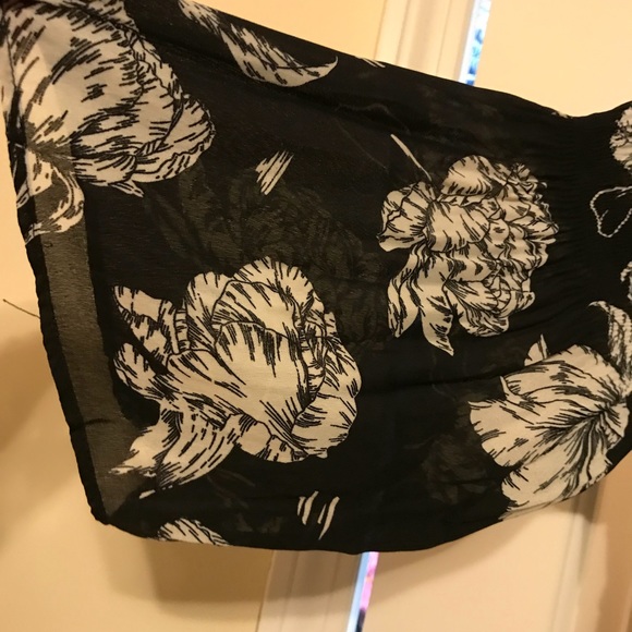 Top - Picture 4 of 4